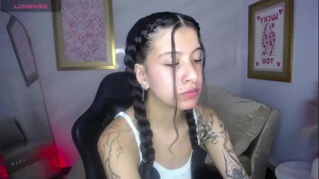 Image 10 of carla_cortes_b Stream on Chaturbate on 20 days ago