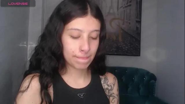 Image 3 of carla_cortes_b Stream on Chaturbate on 17 days ago