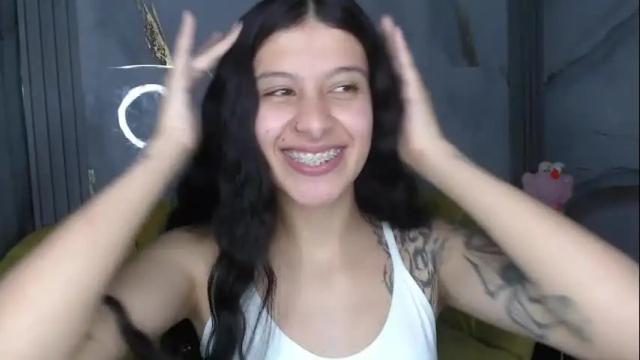 Image 3 of carla_cortes_b Stream on Chaturbate on 16 days ago