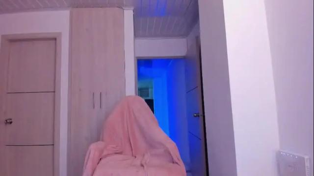 Image 8 of carla_jenner2 Stream on Chaturbate on 3 days ago