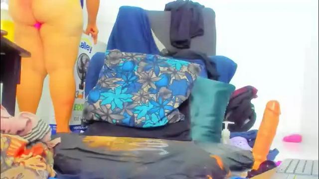 Image 3 of carla_prestige Stream on Chaturbate on 8 days ago