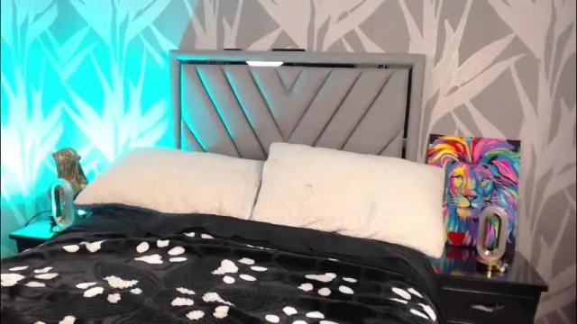 Image 3 of carla_santini Stream on Chaturbate on 2 months ago