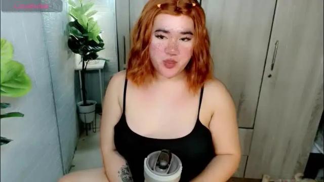 Image 6 of carlafuta Stream on Chaturbate on 21 days ago