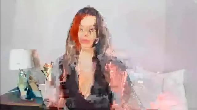 Image 12 of carlidesire Stream on Chaturbate on 16 months ago