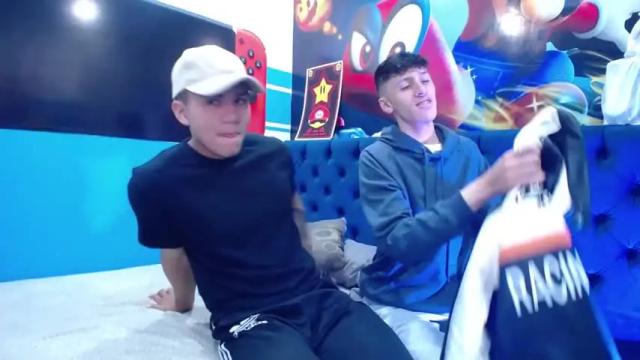 Image 4 of carlos_rubio_ Stream on Chaturbate on 19 months ago