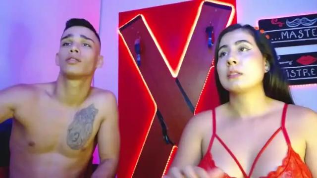 Image 11 of carlosandcamila Stream on Chaturbate on 18 months ago