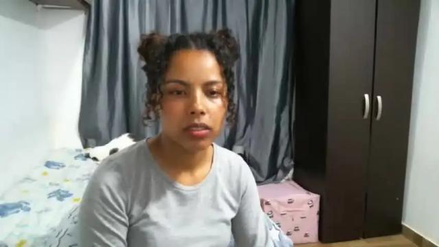 Image 6 of carlota_63 Stream on Chaturbate on 17 months ago