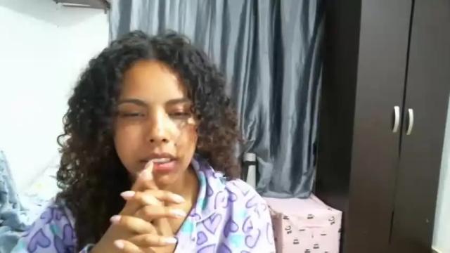 Image 12 of carlota_63 Stream on Chaturbate on 17 months ago
