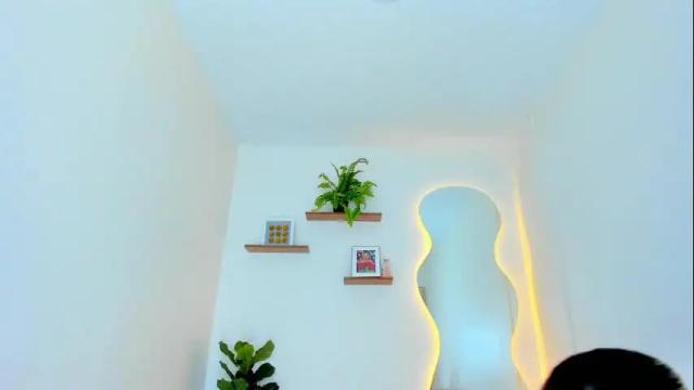 Image 10 of carlota_peach Stream on Chaturbate on 1 month ago