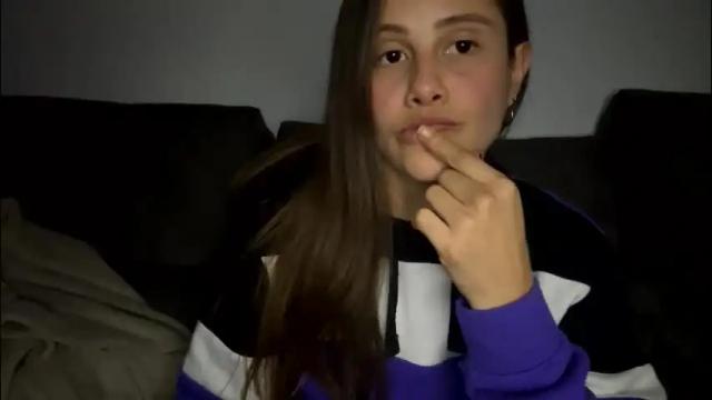 Image 2 of carlotta4you Stream on Chaturbate on 1 month ago