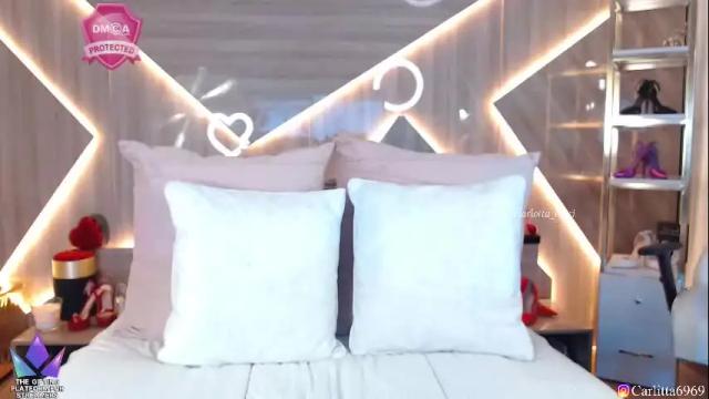 Image 3 of carlotta_ricci Stream on Chaturbate on 19 days ago