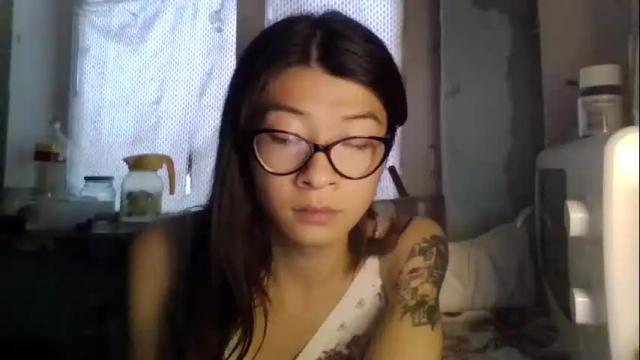 Image 3 of carlyjoy Stream on Chaturbate on 26 days ago