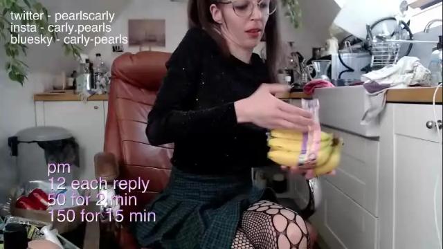 Image 8 of carlypearls Stream on Chaturbate on 1 month ago