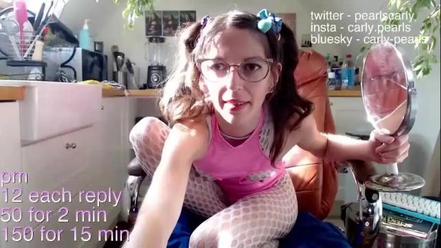Image 2 of carlypearls Stream on Chaturbate on 8 days ago