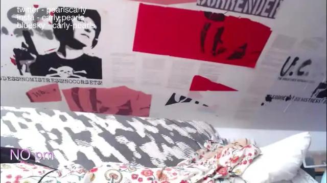 Image 3 of carlypearls Stream on Chaturbate on 1 month ago