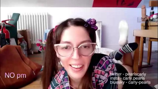 Image 4 of carlypearls Stream on Chaturbate on 22 days ago