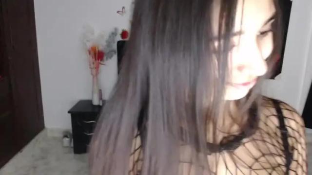 Image 10 of carme_villalovos Stream on Chaturbate on 13 months ago