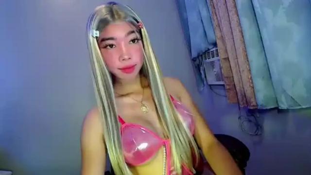 Image 6 of carmelasexmachinex Stream on Chaturbate on 14 months ago
