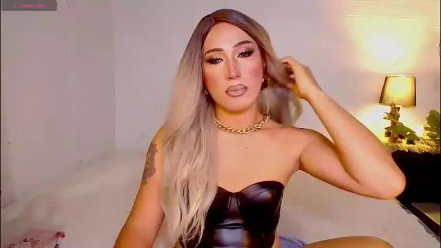 Image 11 of carmella_romance Stream on Chaturbate on 2 months ago