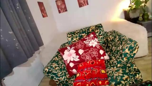 Image 7 of carmella_romance Stream on Chaturbate on 29 days ago