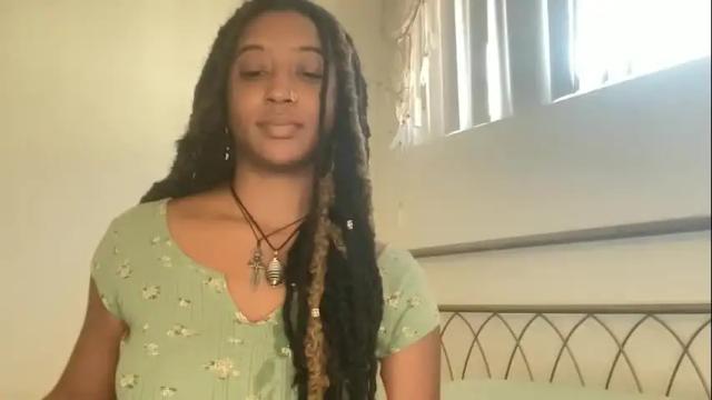 Image 7 of carmenexxxplained Stream on Chaturbate on 22 months ago