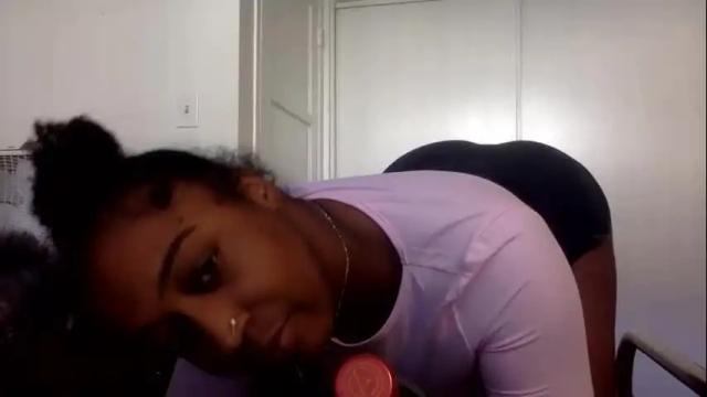 Image 2 of carmenexxxplained Stream on Chaturbate on 20 months ago