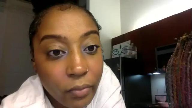 Image 4 of carmenexxxplained Stream on Chaturbate on 1 month ago
