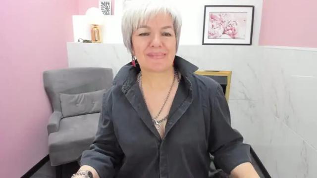 Image 3 of carmensoft Stream on Chaturbate on 18 months ago
