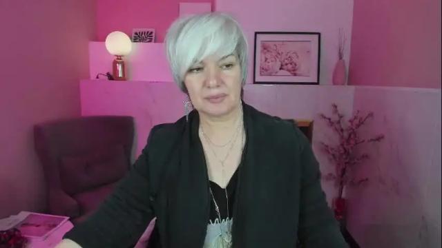 Image 3 of carmensoft Stream on Chaturbate on 26 days ago