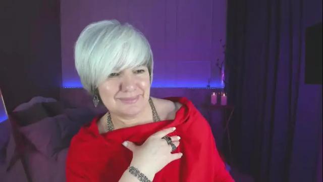 Image 6 of carmensoft Stream on Chaturbate on 20 days ago