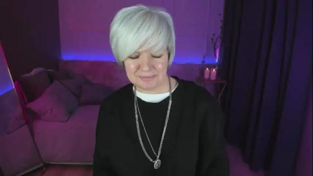 Image 6 of carmensoft Stream on Chaturbate on 16 days ago