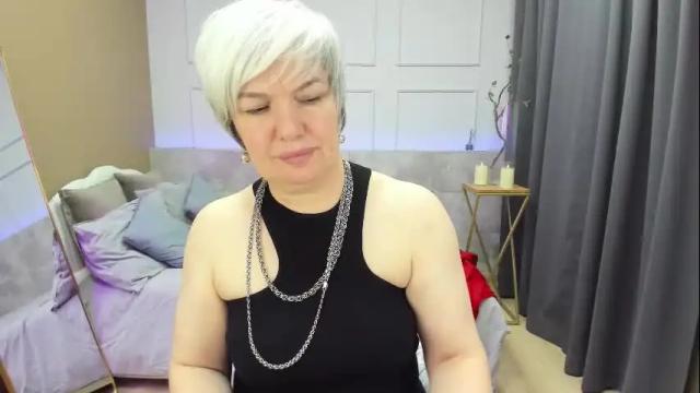 Image 11 of carmensoft Stream on Chaturbate on 12 days ago