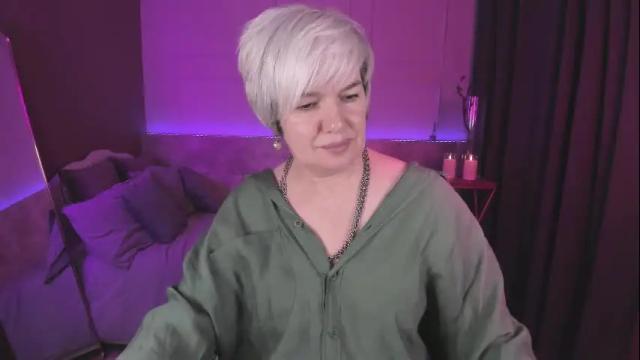 Image 11 of carmensoft Stream on Chaturbate on 9 days ago