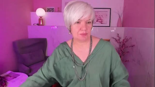 Image 7 of carmensoft Stream on Chaturbate on 1 day ago