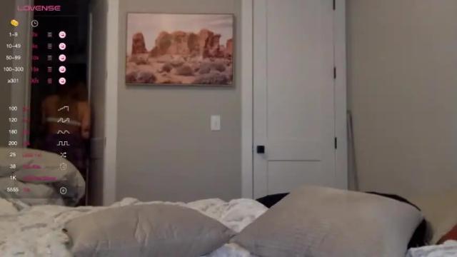 Image 2 of carmenvalentine Stream on Chaturbate on 14 months ago