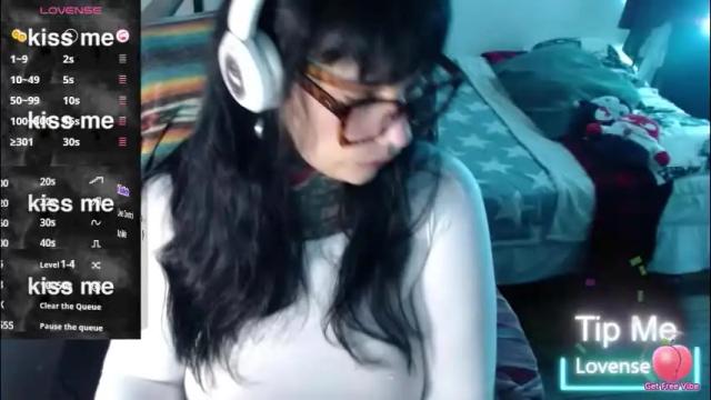 Image 6 of carmillaross Stream on Chaturbate on 2 months ago