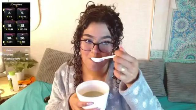 Image 10 of caro_beach_dh Stream on Chaturbate on 1 month ago