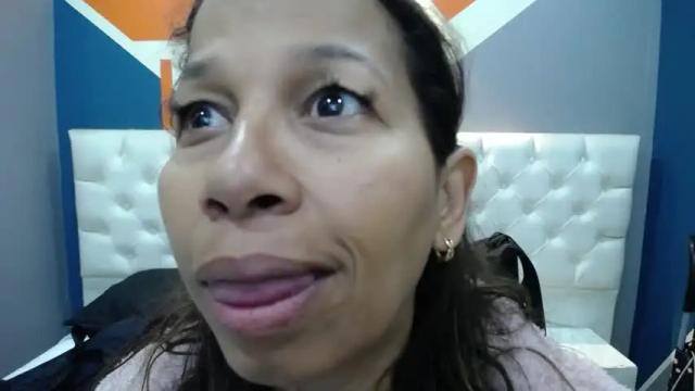 Image 4 of caro_lust_ Stream on Chaturbate on 19 months ago