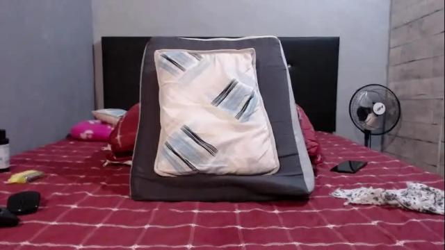 Image 6 of caro_milf_ Stream on Chaturbate on 8 days ago