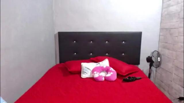 Image 3 of caro_milf_ Stream on Chaturbate on 2 months ago