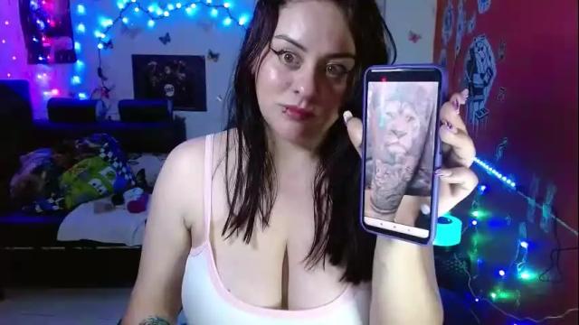 Image 11 of carol20_1994 Stream on Chaturbate on 1 month ago