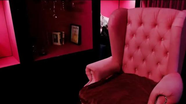 Image 2 of carol_carmen Stream on Chaturbate on 16 months ago