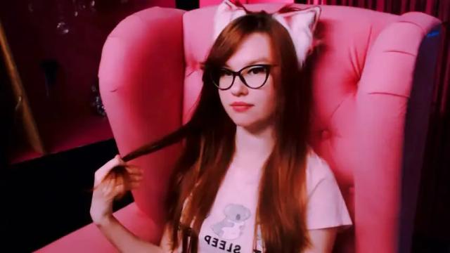 Image 3 of carol_carmen Stream on Chaturbate on 15 months ago