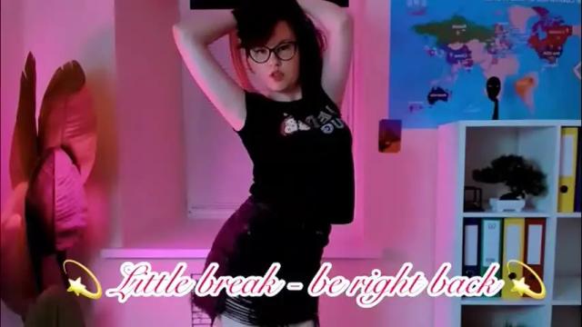 Image 3 of carol_carmen Stream on Chaturbate on 1 month ago