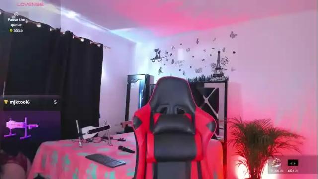Image 10 of carol_cruz13 Stream on Chaturbate on 2 months ago