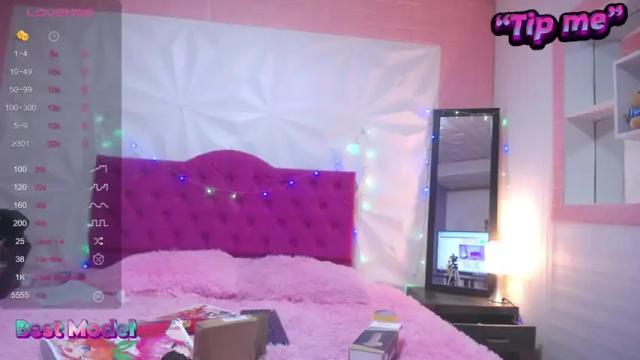 Image 2 of carol_joy Stream on Chaturbate on 16 months ago