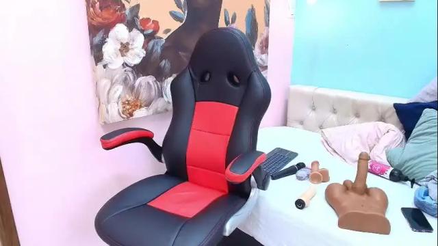 Image 6 of carol_lushot Stream on Chaturbate on 1 month ago