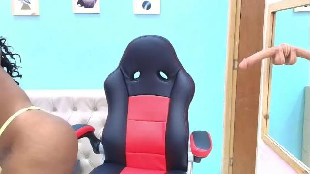 Image 4 of carol_lushot Stream on Chaturbate on 2 days ago