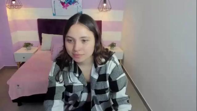 Image 3 of carol_pinter Stream on Chaturbate on 1 month ago
