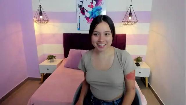 Image 2 of carol_pinter Stream on Chaturbate on 11 days ago